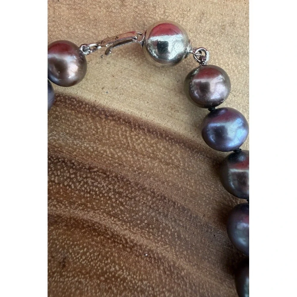 Genuine Peacock Tahitian Cultured Pearl Necklace with Sterling Silver Clasp - Picture 10 of 16
